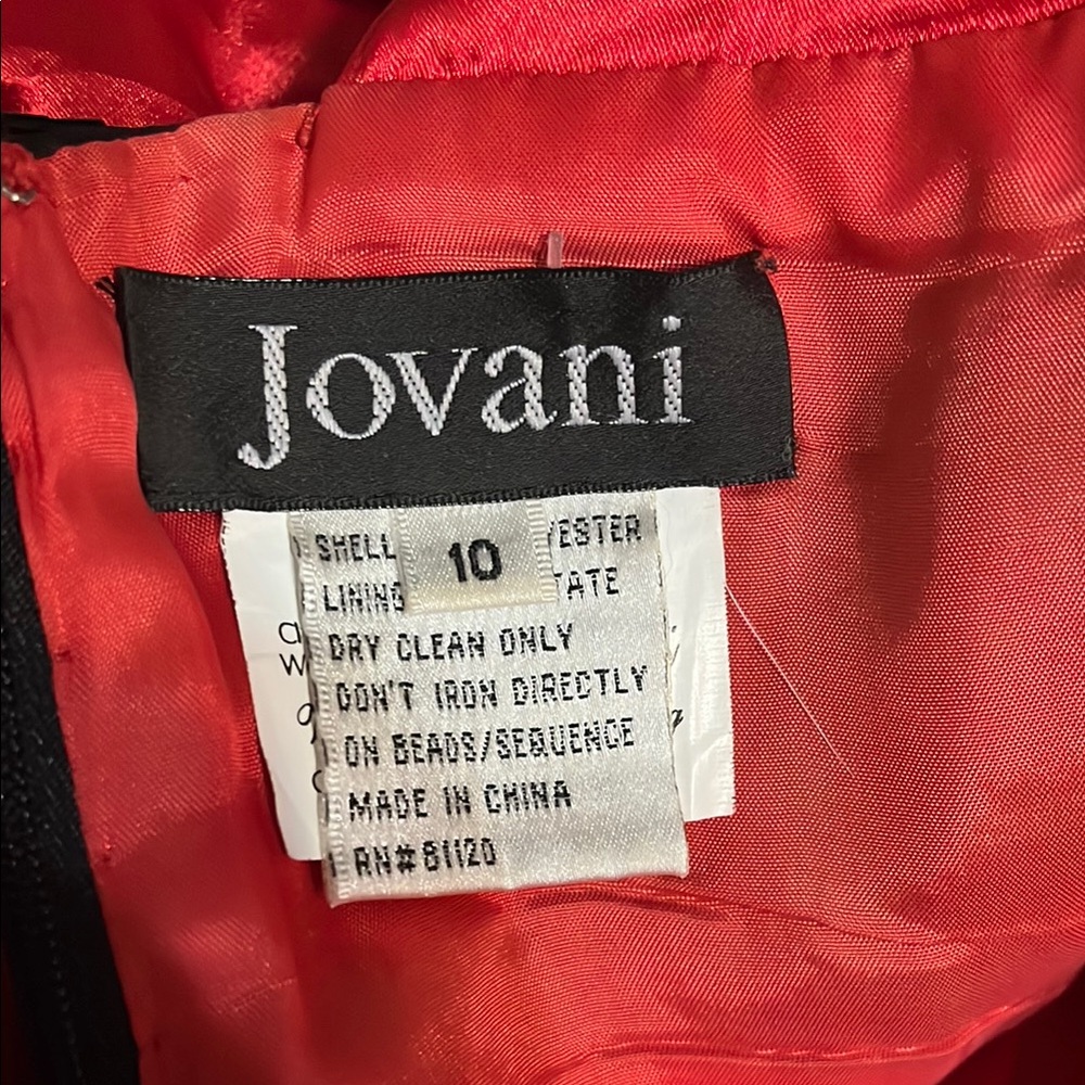 Jovani red with black beading formal gown with train sz 10 - Picture 3 of 7